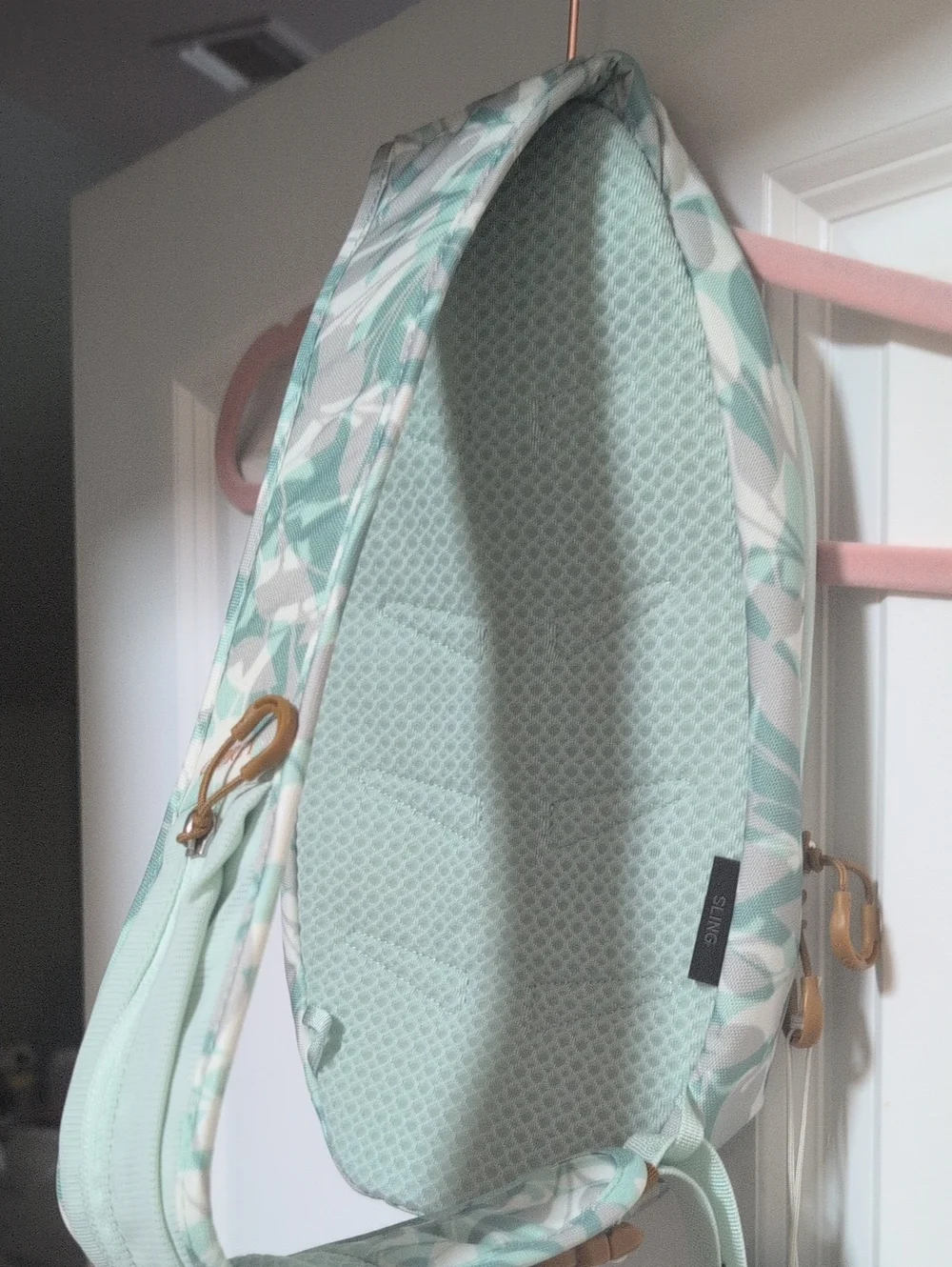 NWT Osprey Daylite Shoulder Sling Bag - Crossbody Shaleafy Print Frosty Mint
